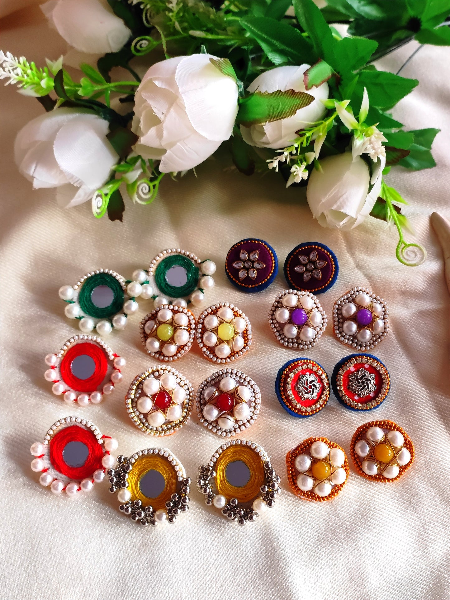 Vani Studs9 pair of combo set