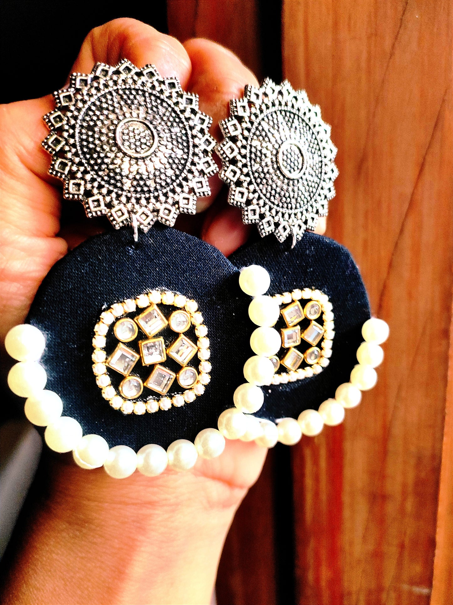 chhavi earring