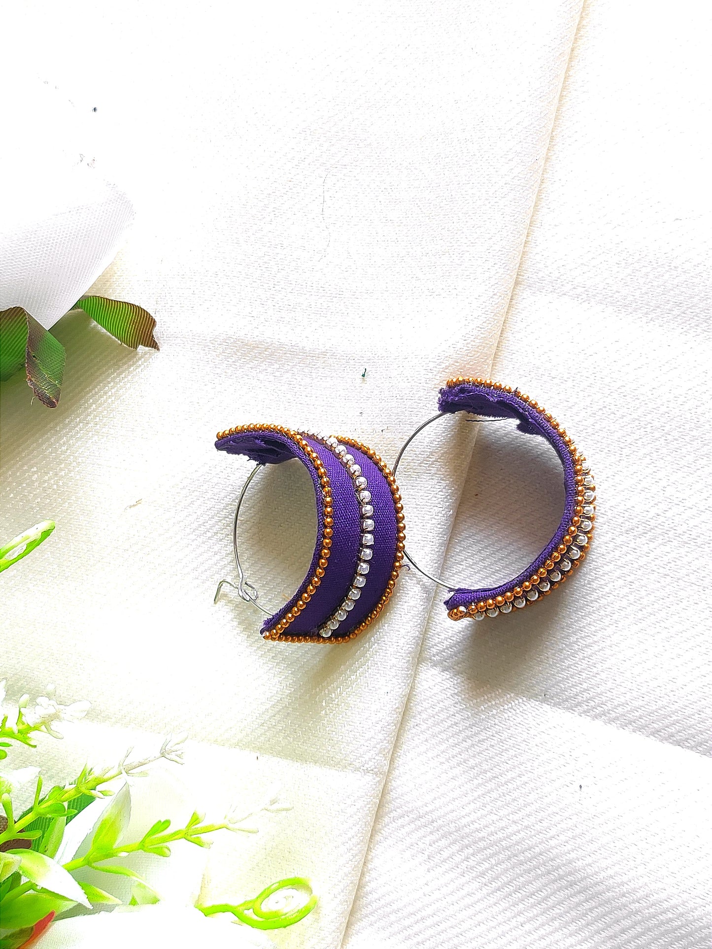 Vani hoop earring