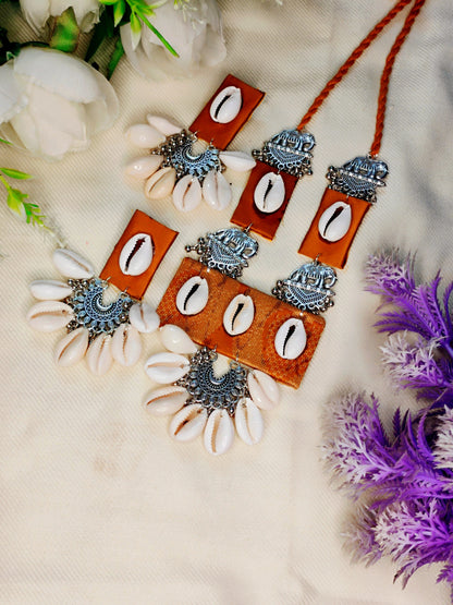 Kudi sell necklace / handmade fabric necklace  for Haldi mahendi